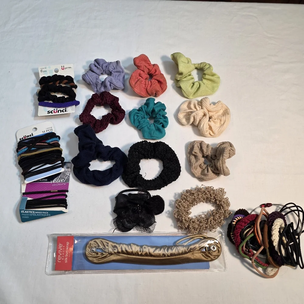 Scunci and Goody Hair Accessories Vintage Collection In Black Cream Brown Green